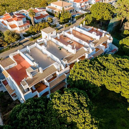 Casa Falesia T2 - Garden View - 5 Min From The Beach - Wifi 奥霍斯德古阿 外观 照片