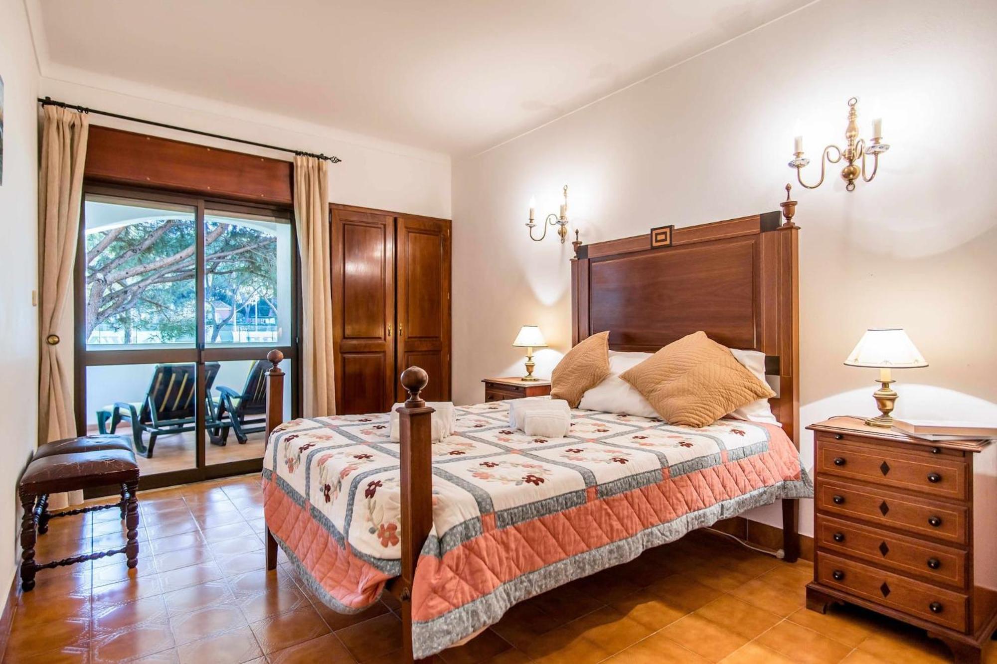 Casa Falesia T2 - Garden View - 5 Min From The Beach - Wifi 奥霍斯德古阿 外观 照片